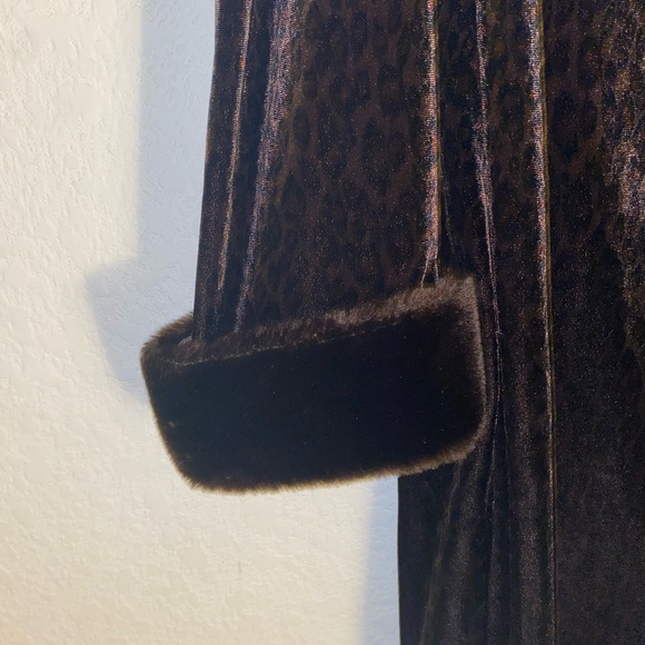 Vintage Joseph Ribkoff Brown Velvet Leopard Print Faux Fur Trim Midi Dress 8 - Picture 4 of 10